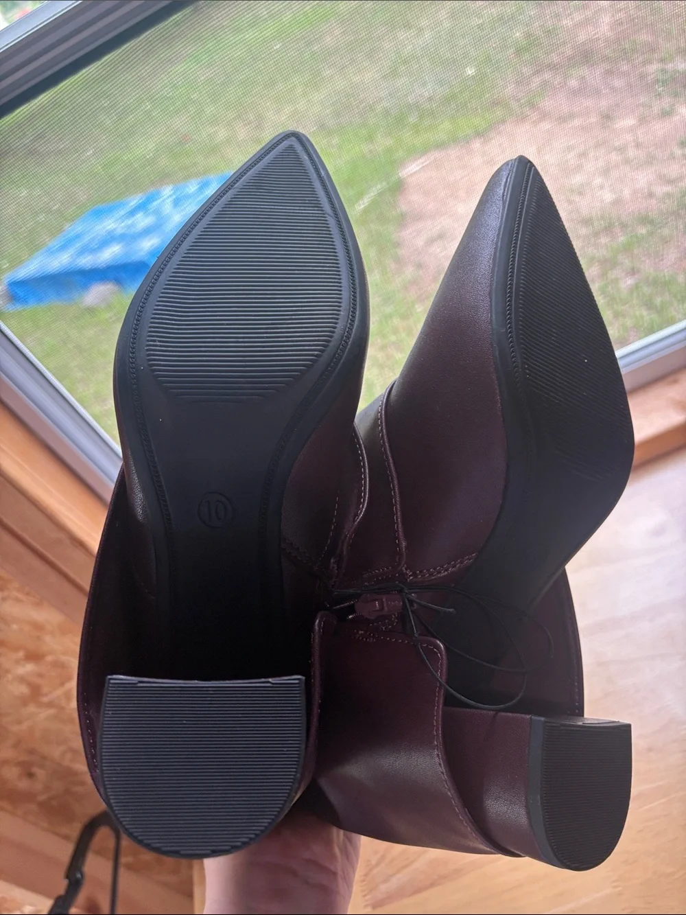 A New Day pointed toe boots, burgundy
